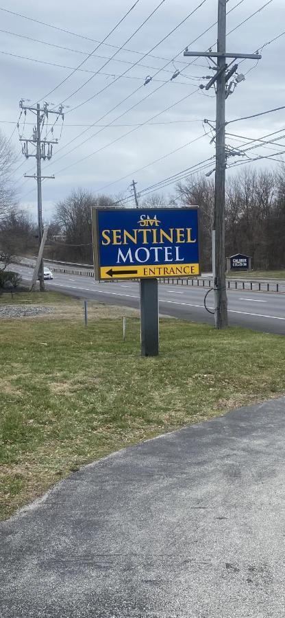 Sentinel Motel Уест Честър Екстериор снимка